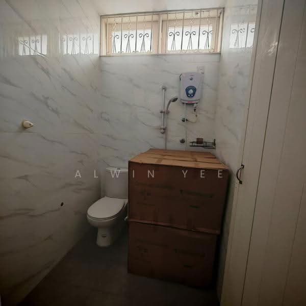 Semi-Detached House for Rent in Taman Maluri (Cheras) - Alwin Yee - Bathroom - PropertyGuru.com.my