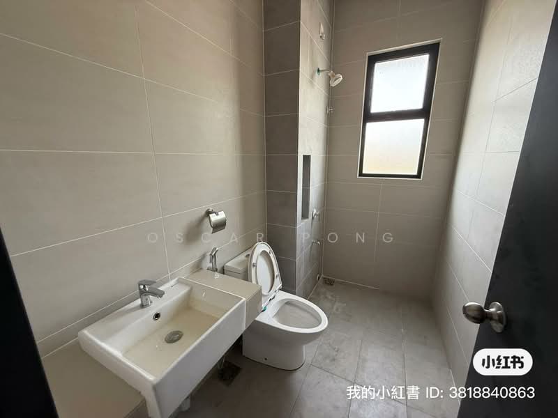 Rumah Teres 2 Tingkat untuk Dijual di Legasi 1 (Puchong) - Oscar Pong - Bathroom - PropertyGuru.com.my