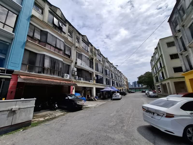 Kedai / Pejabat untuk Dijual di Taman Kajang Utama (Kajang) - Hugo Lim - Exterior - PropertyGuru.com.my