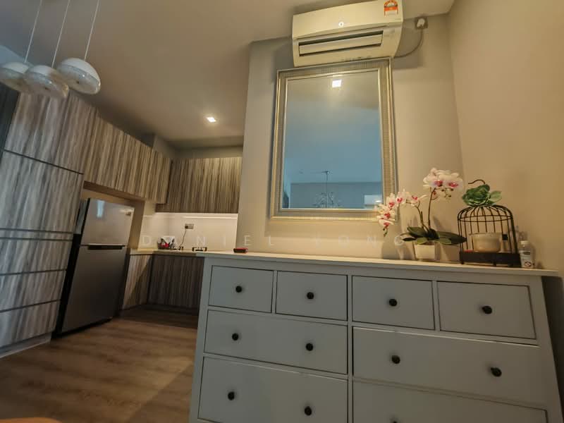 Kondominium untuk Dijual di Amberside @ Country Garden Danga Bay - Daniel Yong - Kitchen - PropertyGuru.com.my