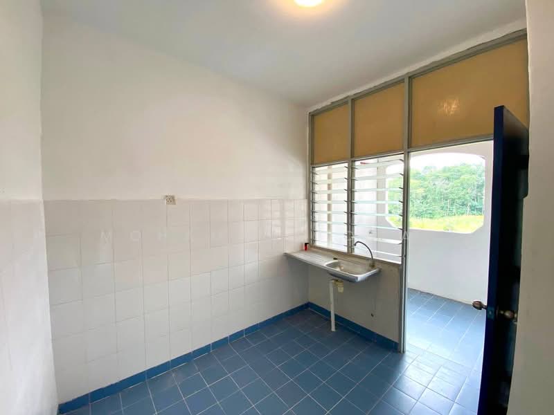 Apartment for Sale at Zapin Apartment - Mohammad Omar - PropertyGuru.com.my