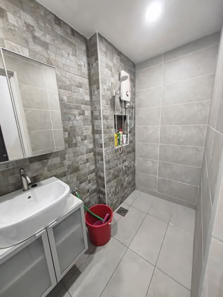 Rumah Teres 3 Tingkat untuk Disewa di Taman Megah Ria (Masai) - YC Fung - Bathroom - PropertyGuru.com.my