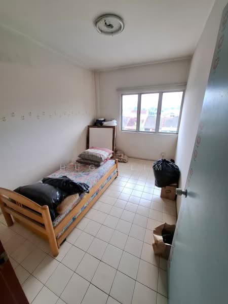 Pangsapuri untuk Dijual di Palm Ville - Hugo Lim - Bedroom - PropertyGuru.com.my