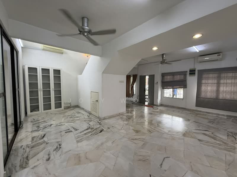 2-storey Terraced House for Sale in Putra Heights (Subang Jaya) - Joey Wong - Living Room - PropertyGuru.com.my