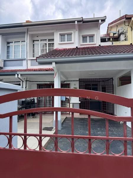 Rumah Teres 2-Tingkat untuk Dijual di Putra Heights (Subang Jaya) - Joey Wong - Exterior - PropertyGuru.com.my