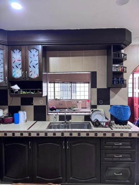 Rumah Teres 2-Tingkat untuk Dijual di Putra Heights (Subang Jaya) - Joey Wong - Kitchen - PropertyGuru.com.my