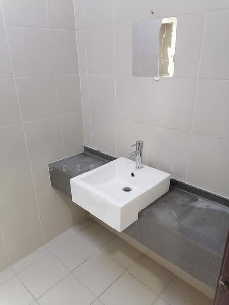 Rumah Teres 2.5 Tingkat untuk Disewa di Kajang (Selangor) - Serena Lee - Bathroom - PropertyGuru.com.my