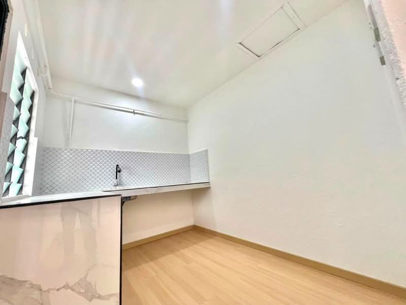 Flat for Sale at Taman Cempaka - Muhamad Asrul - Kitchen - PropertyGuru.com.my