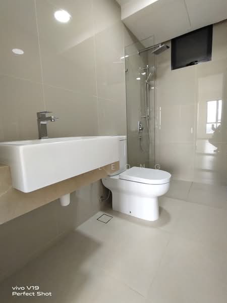 Service Residence for Sale at United Point (Residensi Berpadu) - JK Leong - Bathroom - PropertyGuru.com.my