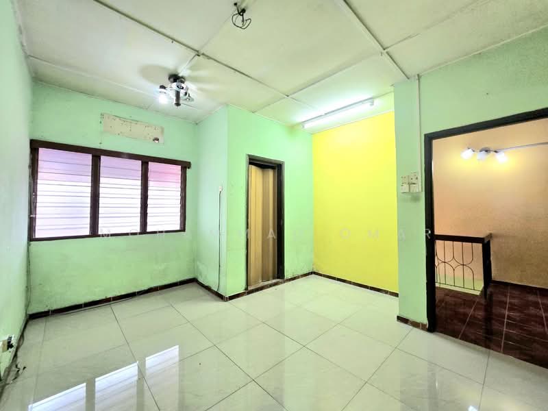 Rumah Teres 2 Tingkat untuk Dijual di Taman Putra (Ampang) - Mohammad Omar - PropertyGuru.com.my