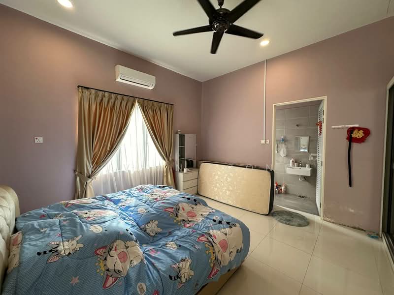 Rumah Teres 3 Tingkat untuk Disewa di Panorama Lapangan Perdana (Ipoh) - Vivian Foong - Bedroom - PropertyGuru.com.my