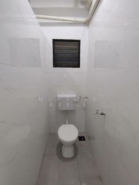 Pangsapuri untuk Dijual di Taman Desa Skudai - Muhamad Asrul - Bathroom - PropertyGuru.com.my