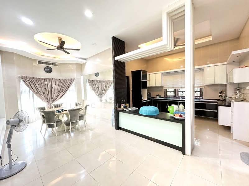 Bungalow House untuk Dijual di Saujana Golf & Country Club (Saujana) - Vincent Liaw - Kitchen - PropertyGuru.com.my