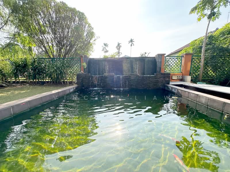 Bungalow House untuk Dijual di Saujana Golf & Country Club (Saujana) - Vincent Liaw - Garden - PropertyGuru.com.my