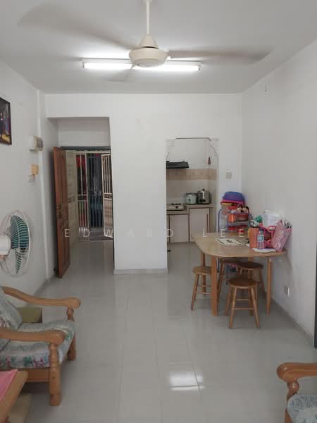 Rumah Flat untuk Dijual di Desa Mawar - Edward Lee - Living Room - PropertyGuru.com.my