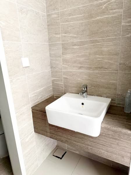 Servis Apartment untuk Dijual di Edelweiss @ Tropicana Gardens - Nicole Chow - Bathroom - PropertyGuru.com.my