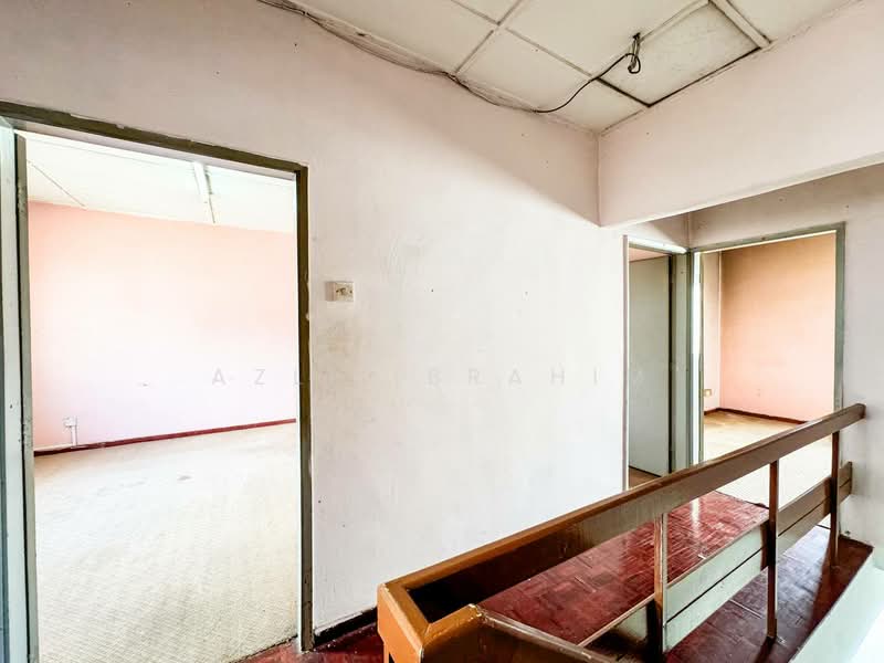 2-storey Terraced House for Sale in Taman Melur (Ampang) - Azli Ibrahim - Interior - PropertyGuru.com.my