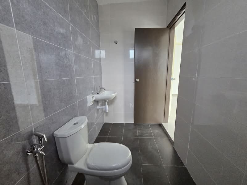 Rumah Teres 2 Tingkat untuk Dijual di Klang (Selangor) - Reiyn . - Bathroom - PropertyGuru.com.my