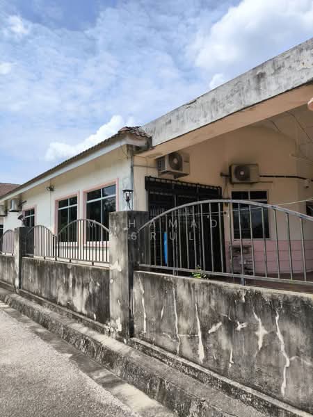 1-storey Terraced House for Sale in Taman Indah Jaya 2 (Segamat) - Muhamad Asrul - Exterior - PropertyGuru.com.my