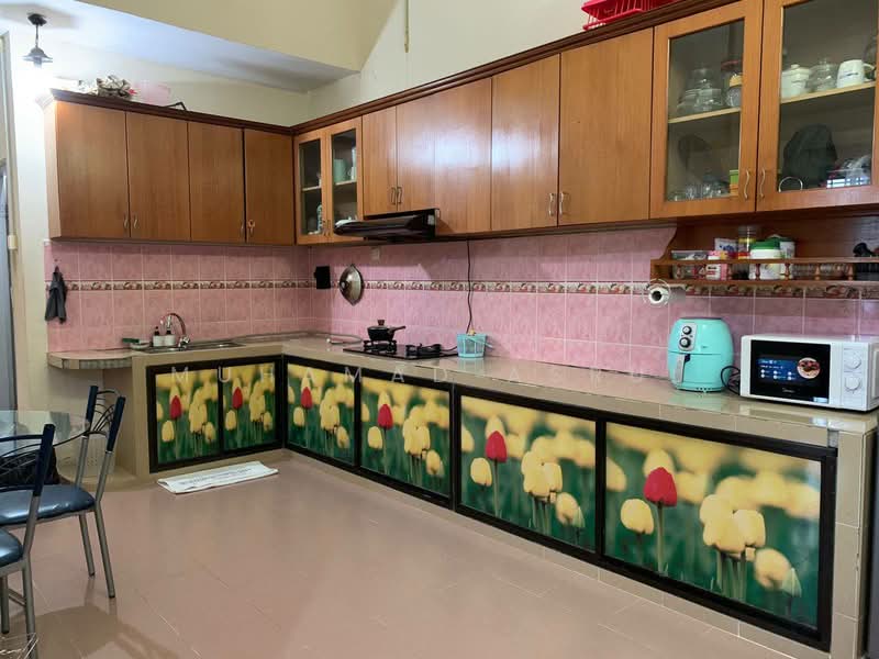 1-storey Terraced House for Sale in Taman Indah Jaya 2 (Segamat) - Muhamad Asrul - Kitchen - PropertyGuru.com.my