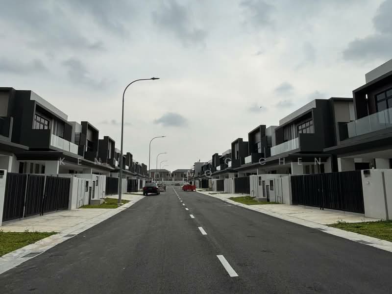 Semi-Detached House for Sale in Taman Sutera Utama (Skudai) - Kenny Wong Chen Yao - Exterior - PropertyGuru.com.my