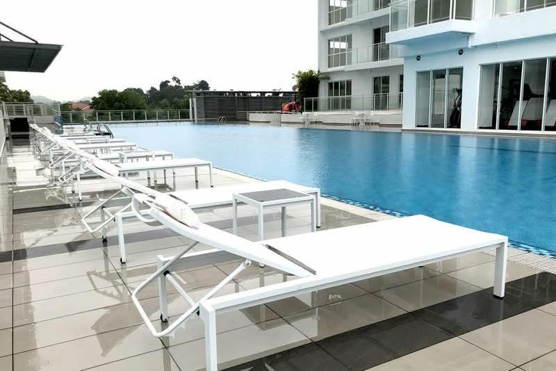 Kondominium untuk Dijual di Duet Residence - Leslie Low - Pool - PropertyGuru.com.my