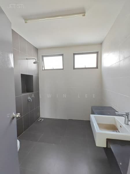 2.5-storey Terraced House for Sale in Shah Alam (Selangor) - Alwin Lee - Bathroom - PropertyGuru.com.my