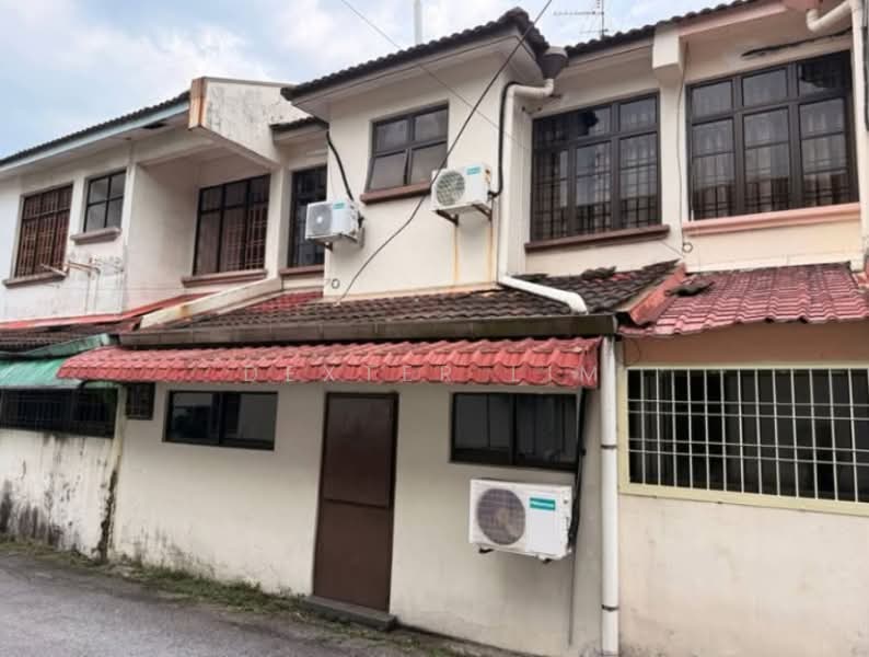 Rumah Teres 2 Tingkat untuk Dijual di Ulu Tiram (Johor) - Dexter Lim - Exterior - PropertyGuru.com.my