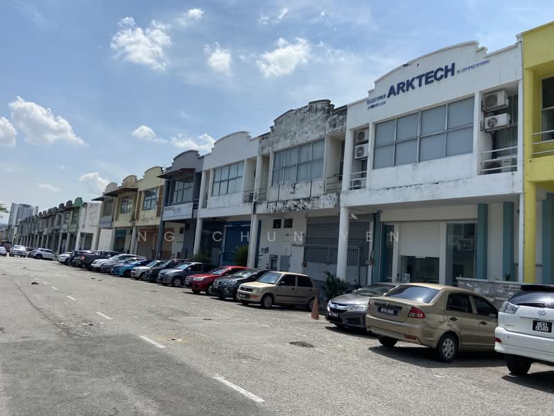 Kilang untuk Dijual di Taman Bukit Serdang (Seri Kembangan) - Ng Chun Yen - PropertyGuru.com.my