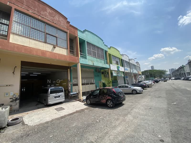Kilang untuk Dijual di Taman Bukit Serdang (Seri Kembangan) - Ng Chun Yen - Exterior - PropertyGuru.com.my