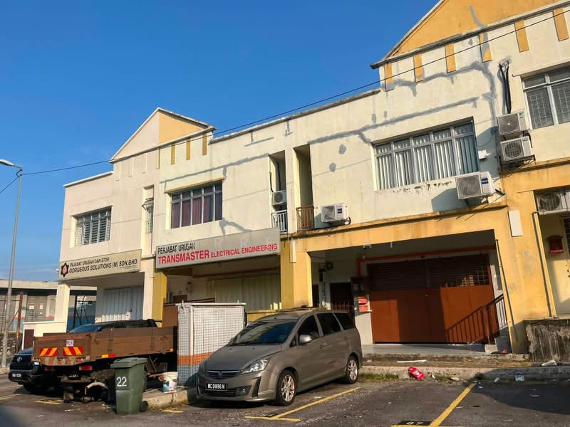 Shop / Office for Sale in Taman Puncak Jalil (Seri Kembangan) - Darren Lai - Exterior - PropertyGuru.com.my