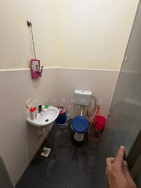 Semi-Detached House for Sale in Kuala Paka (Terengganu) - Muhammad Najmi - Bathroom - PropertyGuru.com.my
