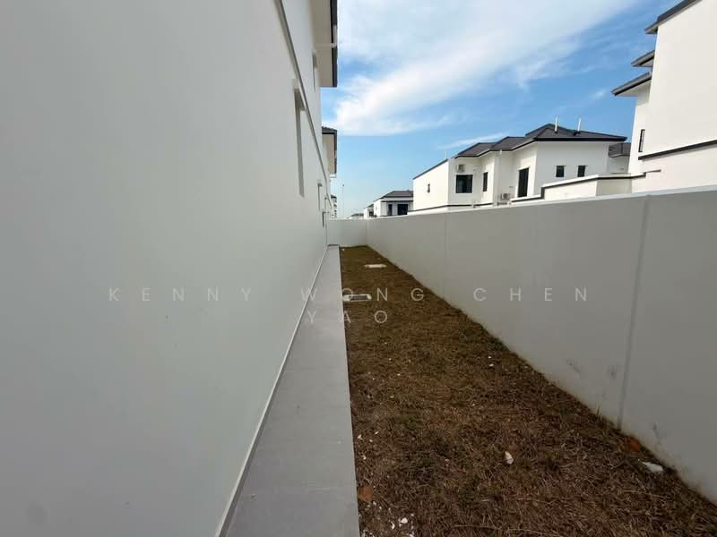 Cluster House for Sale in Eco Botanic (Iskandar Puteri (Nusajaya)) - Kenny Wong Chen Yao - Exterior - PropertyGuru.com.my