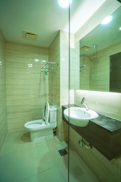 Condominium for Rent at The Bay Residences - Vincent Chong - Bathroom 2 - PropertyGuru.com.my