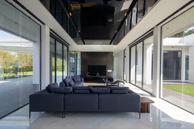 Bungalow for Sale in Leisure Farm (Gelang Patah) - Erica Ho - Living Room - PropertyGuru.com.my