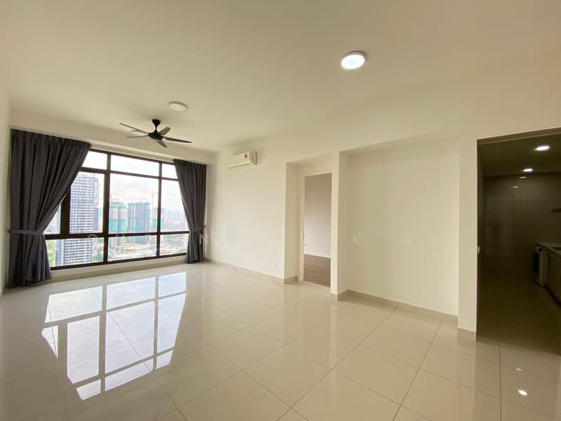 Servis Apartment untuk Dijual di The Park Sky Residence - Choong Teck Wei - Living Room - PropertyGuru.com.my