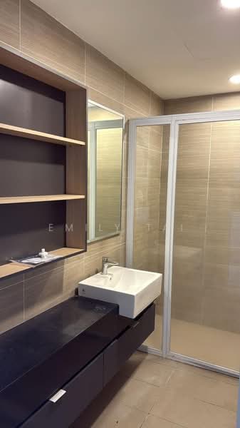 Servis Apartment untuk Disewa di 28 Boulevard - Emily Tai - Bathroom - PropertyGuru.com.my
