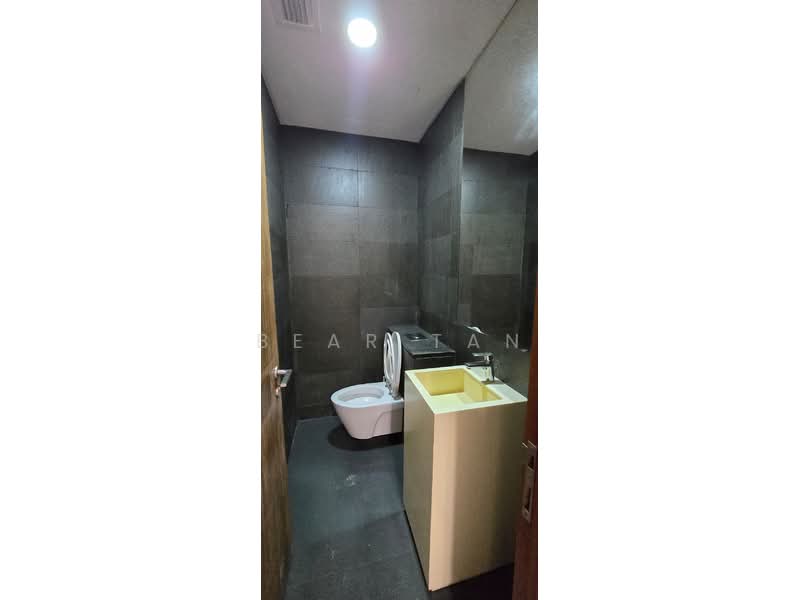 Kondominium untuk Disewa di Shorefront Residences - Bear Tan - PropertyGuru.com.my