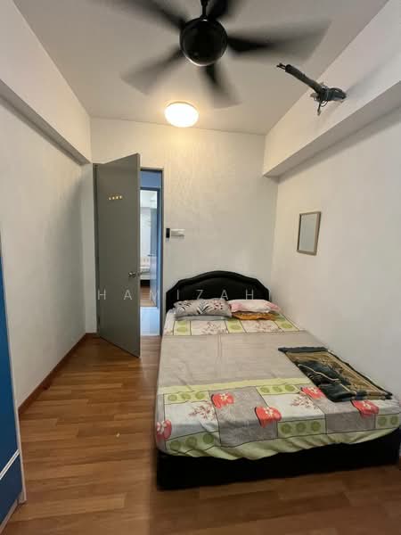 Pangsapuri untuk Disewa di Putra 1 - Hamizah . - Bedroom - PropertyGuru.com.my