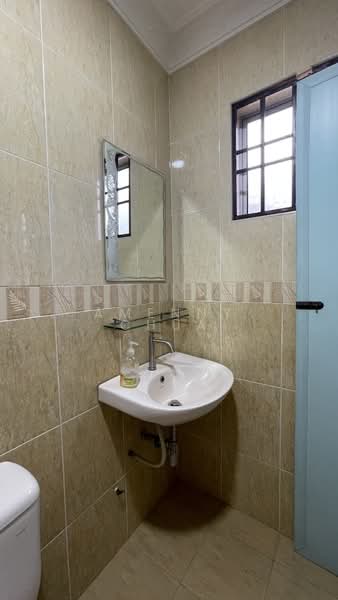 2-storey Terraced House for Rent in Bandar Botanic (Klang) - Amenny Chua - Bathroom - PropertyGuru.com.my