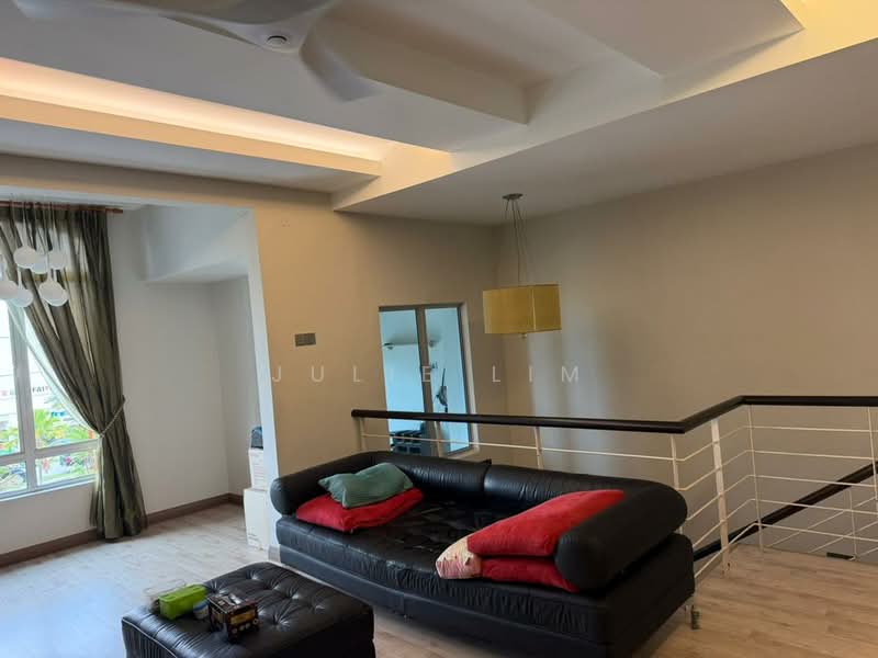 Rumah Teres 3 Tingkat untuk Dijual di Taman Bukit Segar Jaya 1 (Cheras) - Julie Lim - Living Room - PropertyGuru.com.my