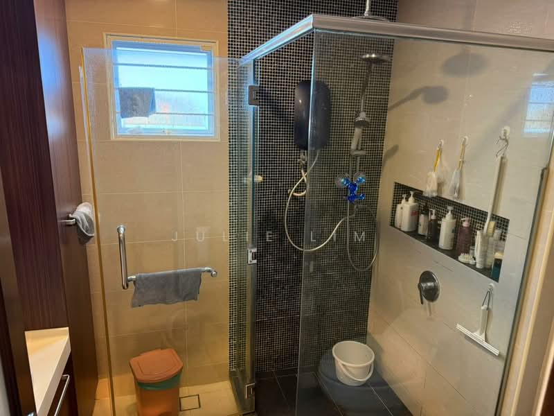 Rumah Teres 3 Tingkat untuk Dijual di Taman Bukit Segar Jaya 1 (Cheras) - Julie Lim - Bathroom - PropertyGuru.com.my
