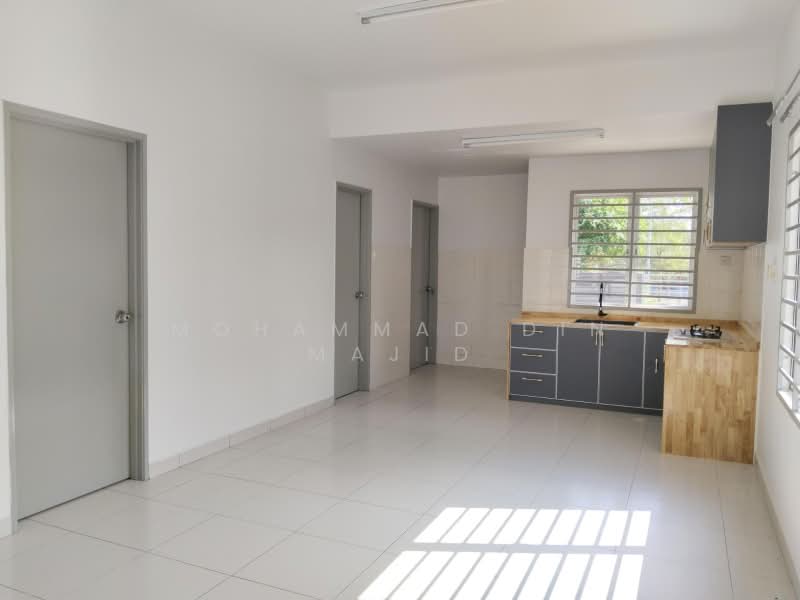 Rumah Banglo untuk Dijual di Seksyen U9 (Shah Alam) - Mohammad Din Majid - Kitchen - PropertyGuru.com.my