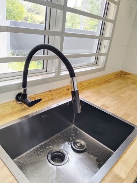 Rumah Banglo untuk Dijual di Seksyen U9 (Shah Alam) - Mohammad Din Majid - Kitchen - PropertyGuru.com.my