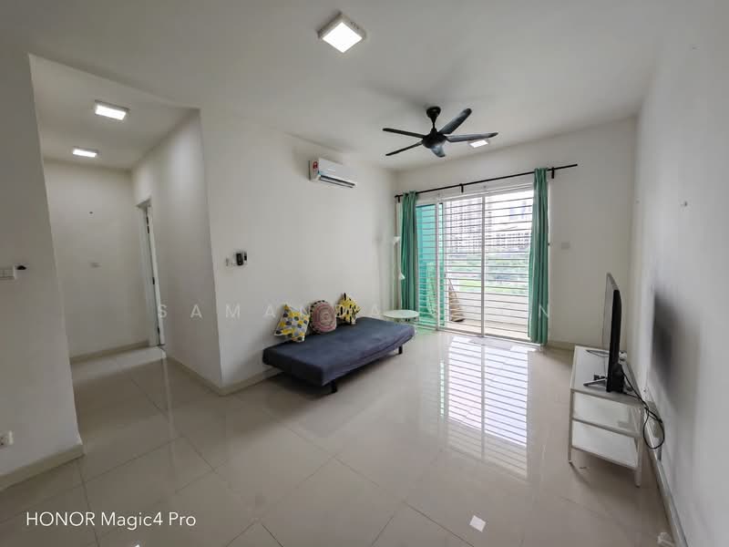Condominium for Rent at Scenaria @ North Kiara Hills - Samanda Soon - Living Room - PropertyGuru.com.my