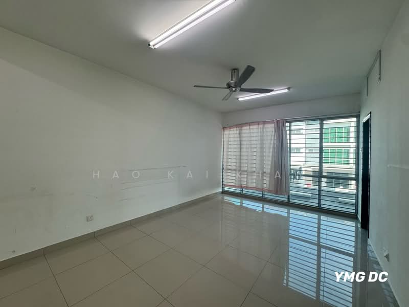 Rumah Teres 3 Tingkat untuk Dijual di Taman Sejati (Klang) - Hao Kai Khaw - Living Room - PropertyGuru.com.my