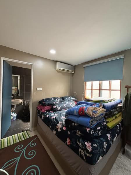 2-storey Terraced House for Sale in Seksyen 8 (Kota Damansara) - Shahidan Ismail - Bedroom - PropertyGuru.com.my