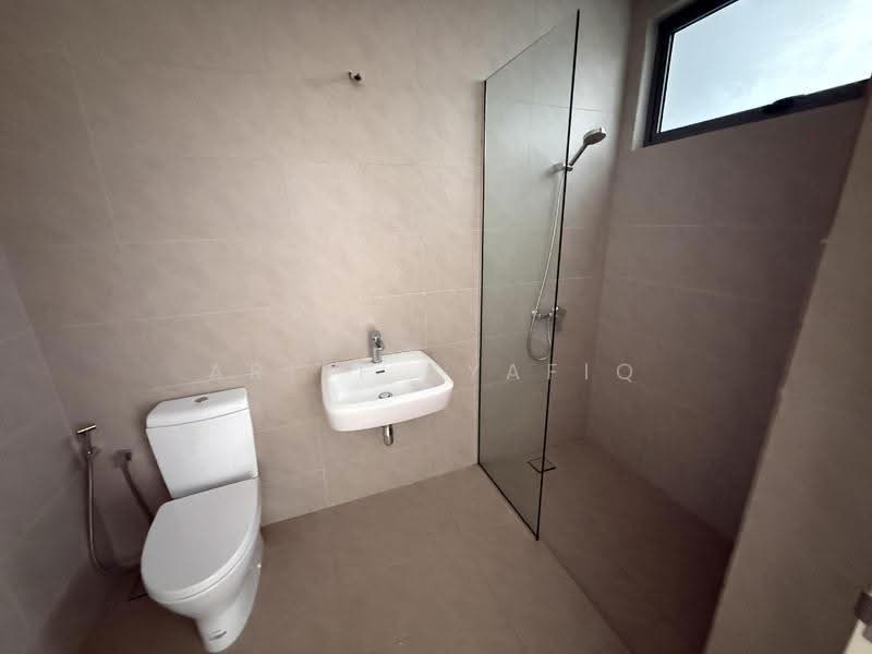 Semi-Detached House for Sale in Kota Kemuning (Shah Alam) - Ariff Syafiq - Bathroom - PropertyGuru.com.my