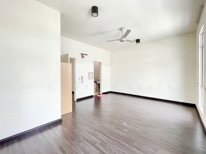 2-storey Terraced House for Sale in Eco Majestic (Semenyih) - Nor Azdlin Adnan - PropertyGuru.com.my