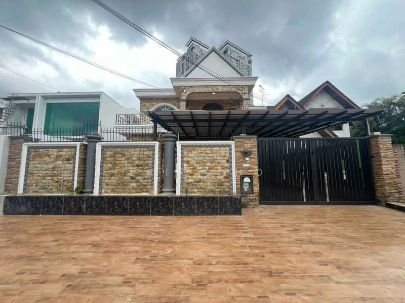 Semi-Detached House for Sale in Johor Bahru (Johor) - Erica Ho - Exterior - PropertyGuru.com.my